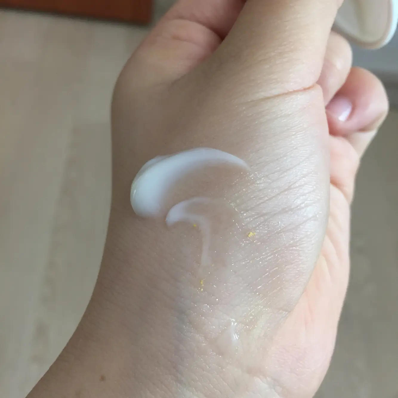 선택된 언니의파우치 리뷰 이미지 - [바이탈리티 샤인 비타민 화이트닝 마스크]