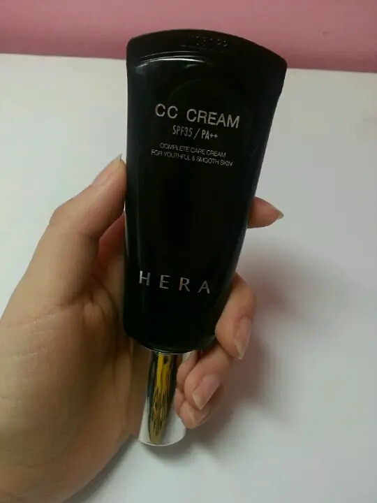 선택된 언니의파우치 리뷰 이미지 - [CC (Complete Care)크림 SPF35 PA++(2호 내추럴 베이지)]