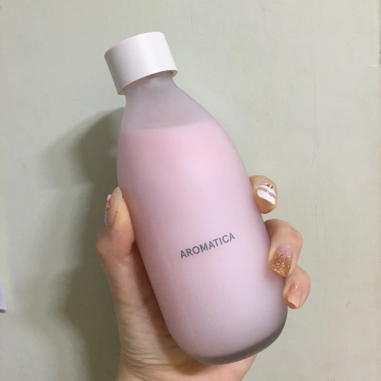 선택된 언니의파우치 리뷰 이미지 - [아로마티카 로즈 인퓨전 토너]