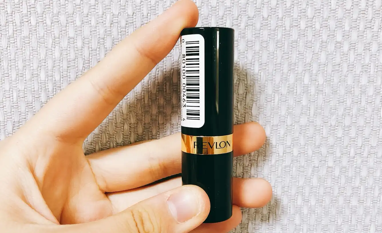 슈퍼 라스트러스 립스틱(740호 서튼리 레드)