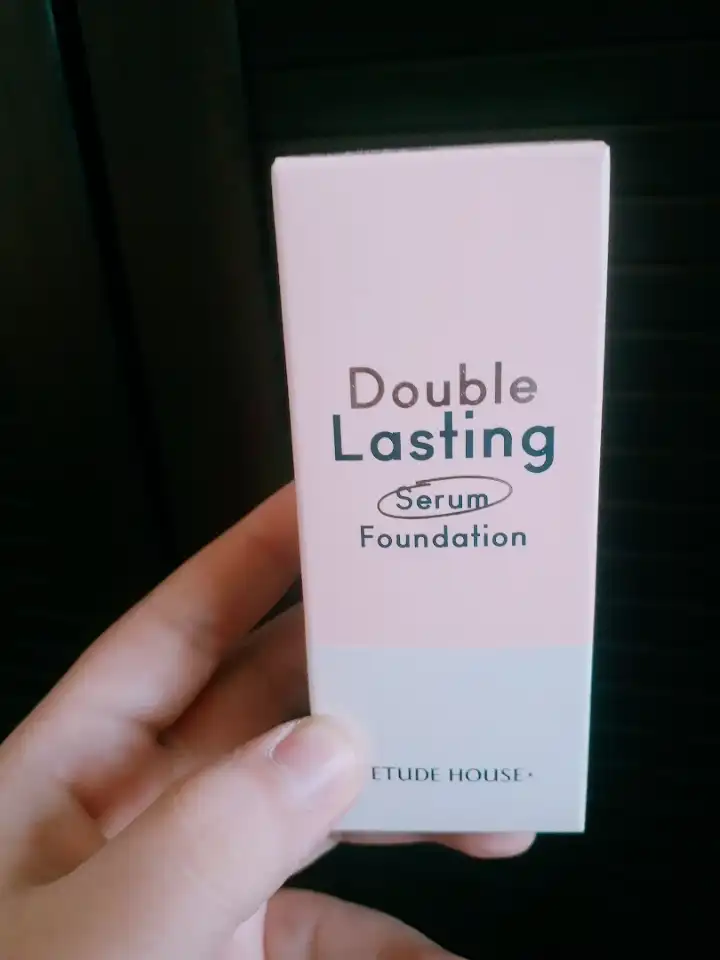 더블래스팅 세럼 파운데이션 [21호 라이트 바닐라]
