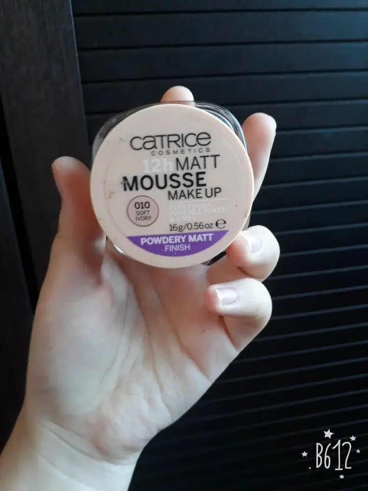 선택된 언니의파우치 리뷰 이미지 - [12아워 매트 무스 메이크업 파운데이션 [10 소프트 아이보리]]