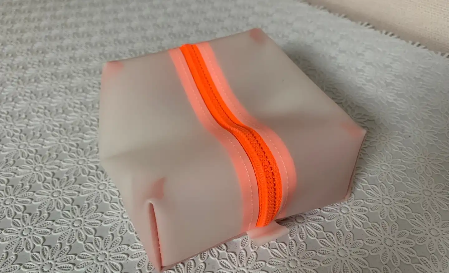 퓨어 글로우 마이크로 버블 세럼