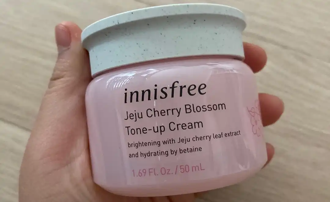 제주 왕벚꽃 톤업 크림