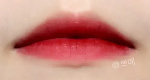 선택된 언니의파우치 리뷰 이미지 - [트루 매트 립스틱 [RD03_헤일리]]