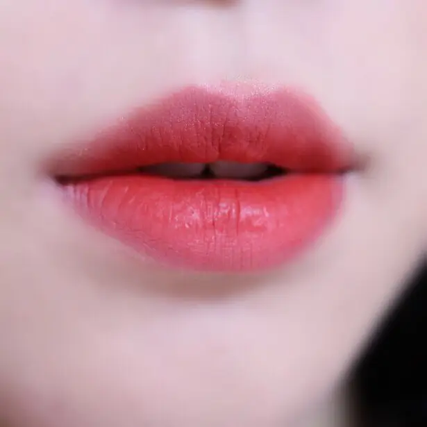 선택된 언니의파우치 리뷰 이미지 - [에어 핏 벨벳틴트 [A02 떨어지는 장미]]