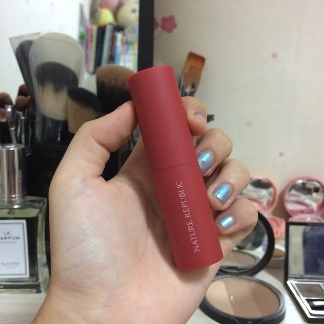 선택된 언니의파우치 리뷰 이미지 - [리얼 매트 립스틱 [01 리얼 레드]]