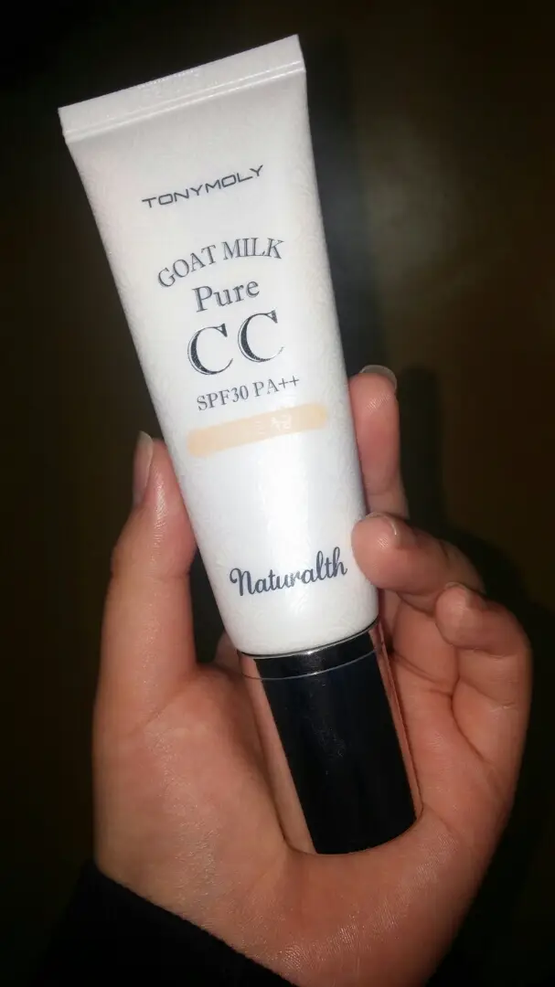 선택된 언니의파우치 리뷰 이미지 - [내추럴스 산양유 맑은 씨씨크림 SPF30 PA++ (베이지밀크)]