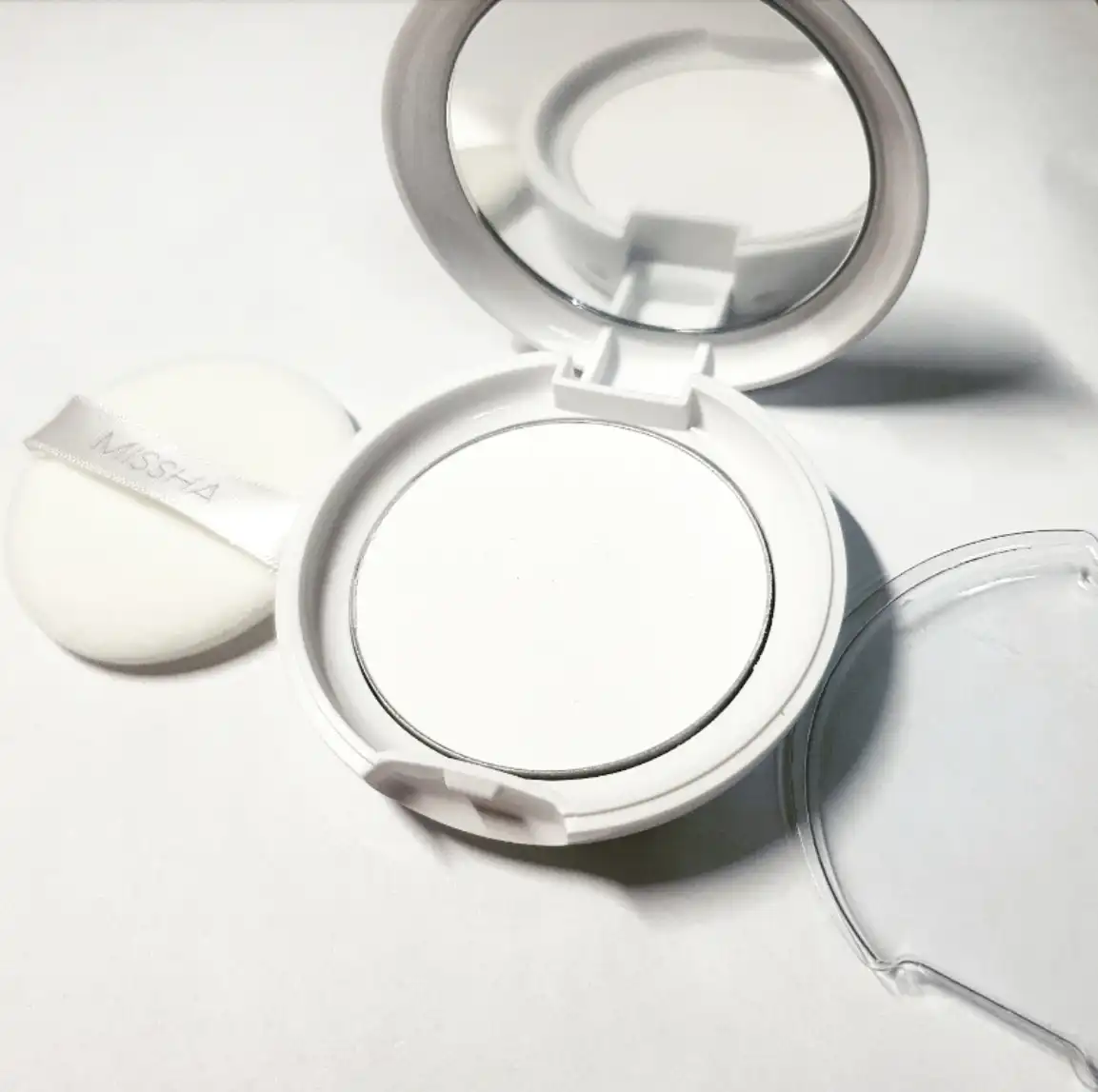 언니의파우치 리뷰 이미지 3 - [에어리 팟 팩트 [투명]]