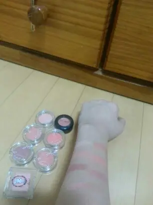 선택된 언니의파우치 리뷰 이미지 - [룩 앳 마이 아이즈 카페 [BR401 까페 라떼]]