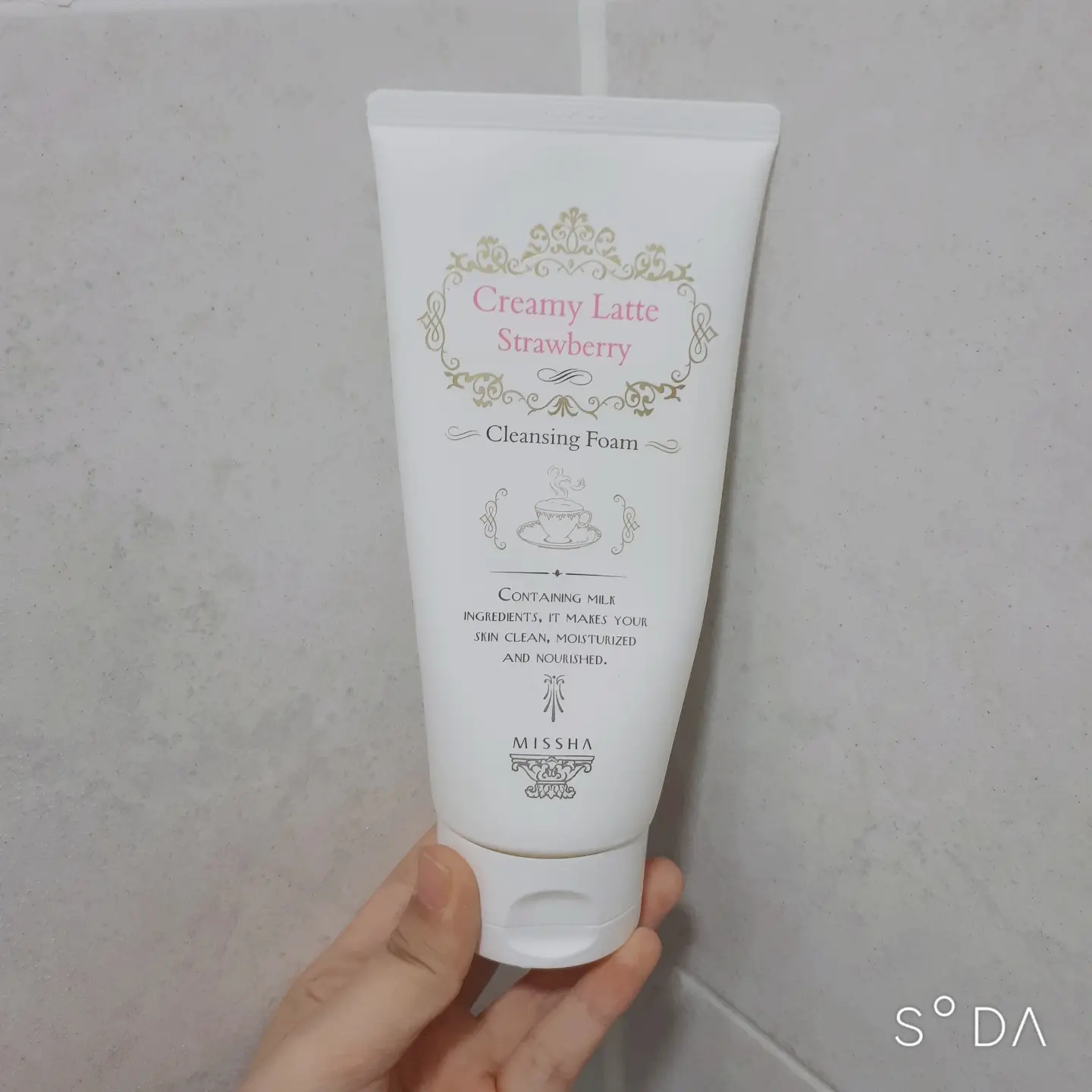 선택된 언니의파우치 리뷰 이미지 - [크리미 딸기 라떼 클렌징 폼]