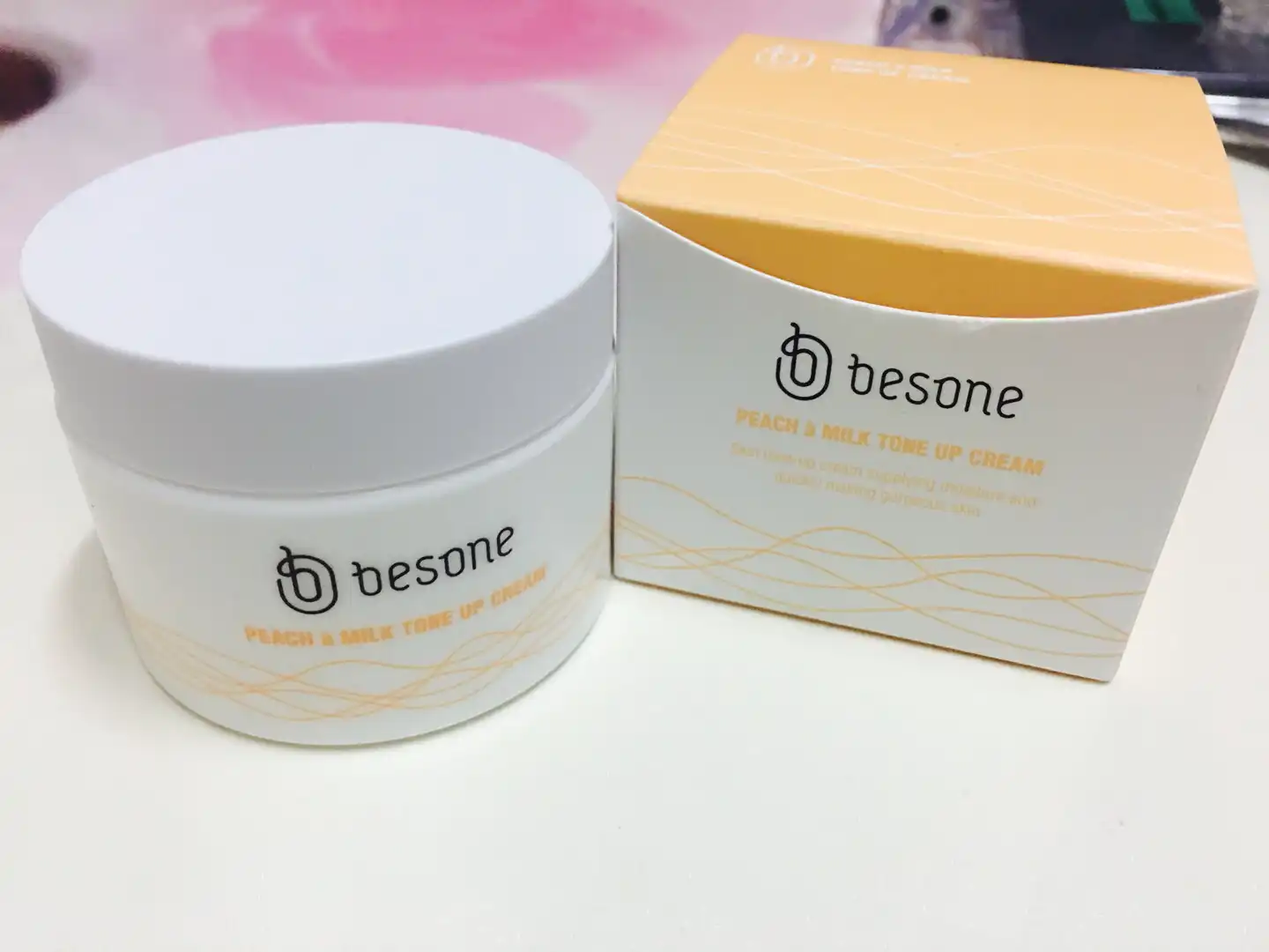 피치 어 밀크 톤 업 크림