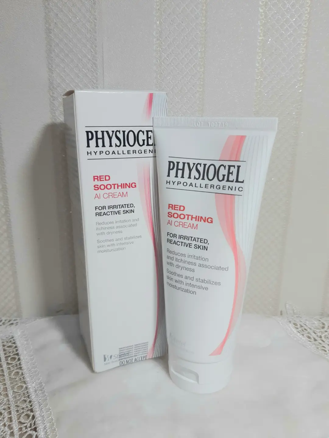 선택된 언니의파우치 리뷰 이미지 - [레드수딩 AI 진정보습 크림]