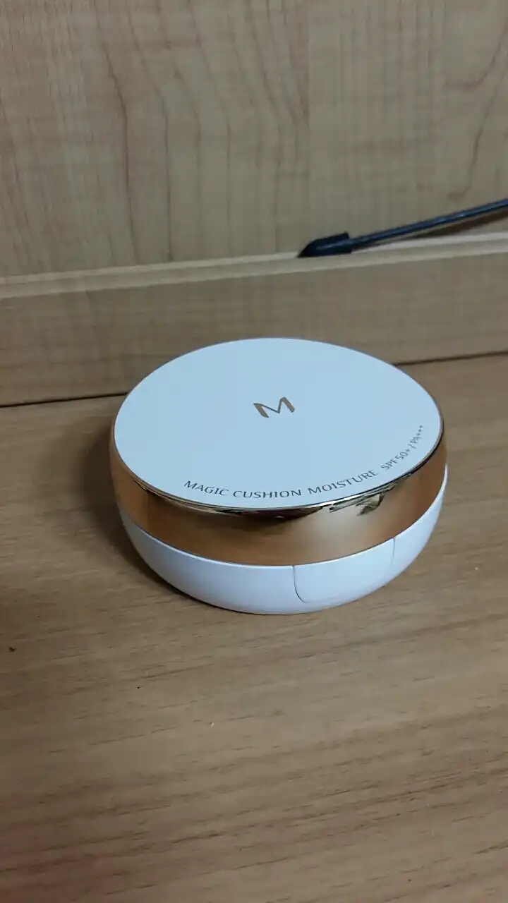 [M] 매직 쿠션 모이스처 SPF50+ PA+++ [21호]