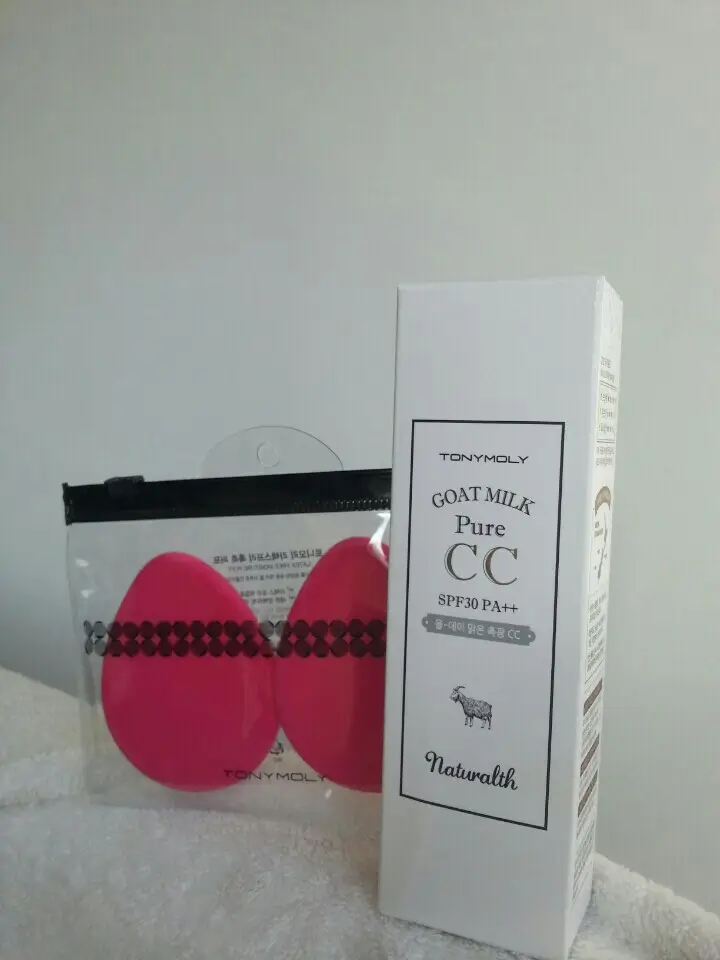 선택된 언니의파우치 리뷰 이미지 - [내추럴스 산양유 맑은 씨씨크림 SPF30 PA++ (퓨어밀크)]