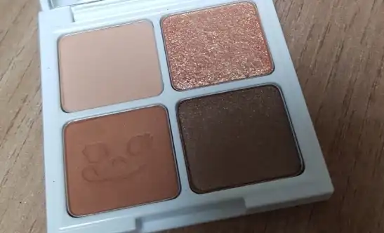 스윗페코 에디션 4구 섀도우 팔레트 [02 밀크카라멜]