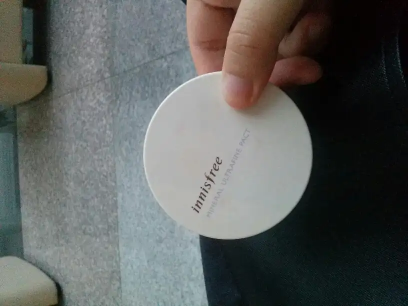 미네랄 극세사 팩트 21호