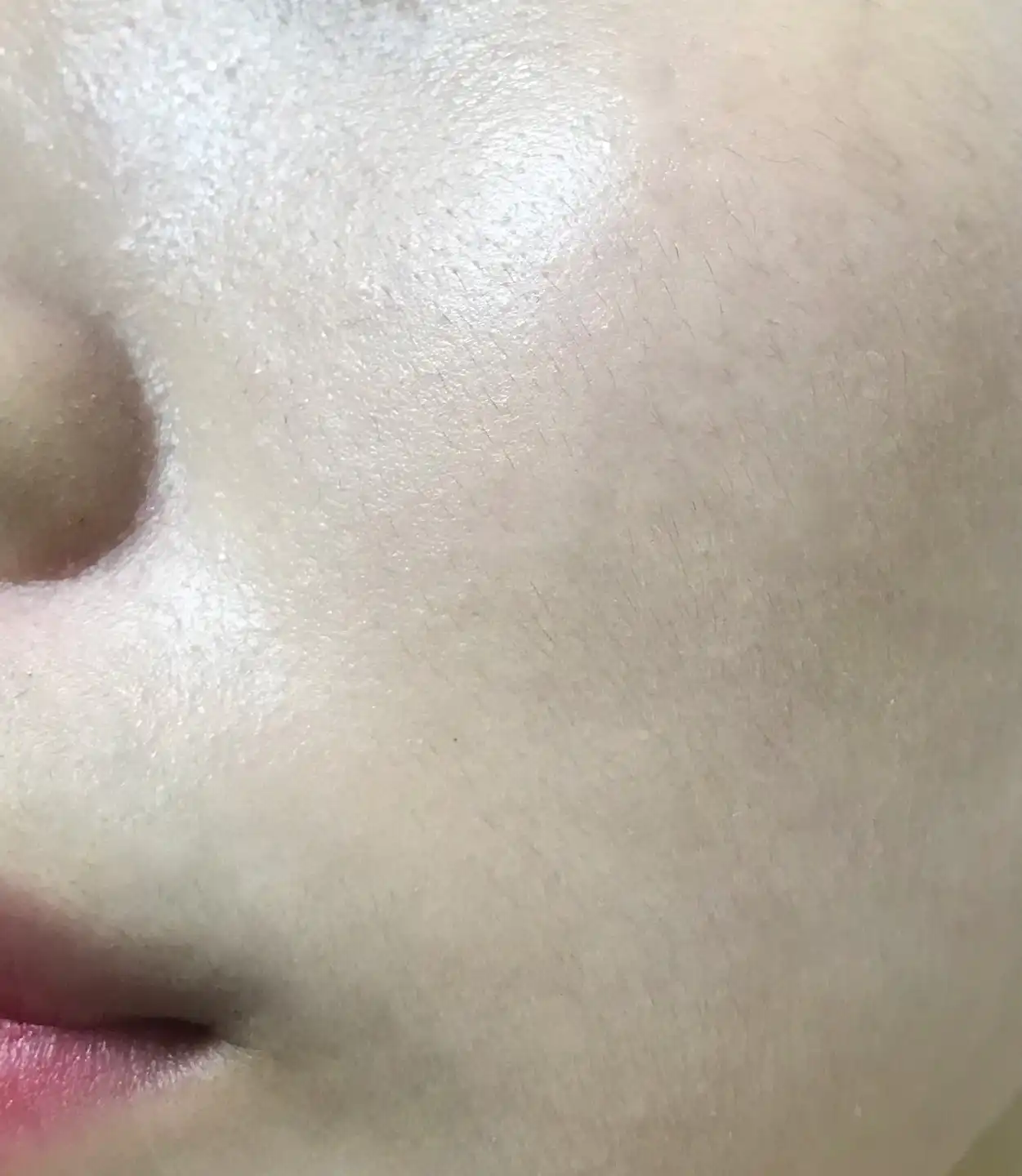 언니의파우치 리뷰 이미지 4 - [에어리 팟 팩트 [투명]]