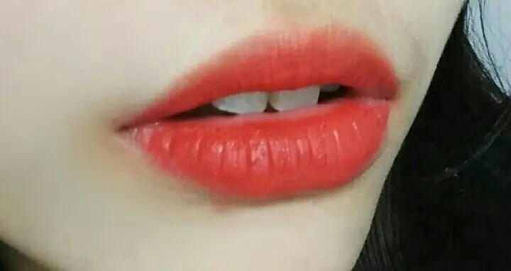선택된 언니의파우치 리뷰 이미지 - [크리미 틴트 컬러밤 인텐스 벨벳 (45호 레드 페퍼)]