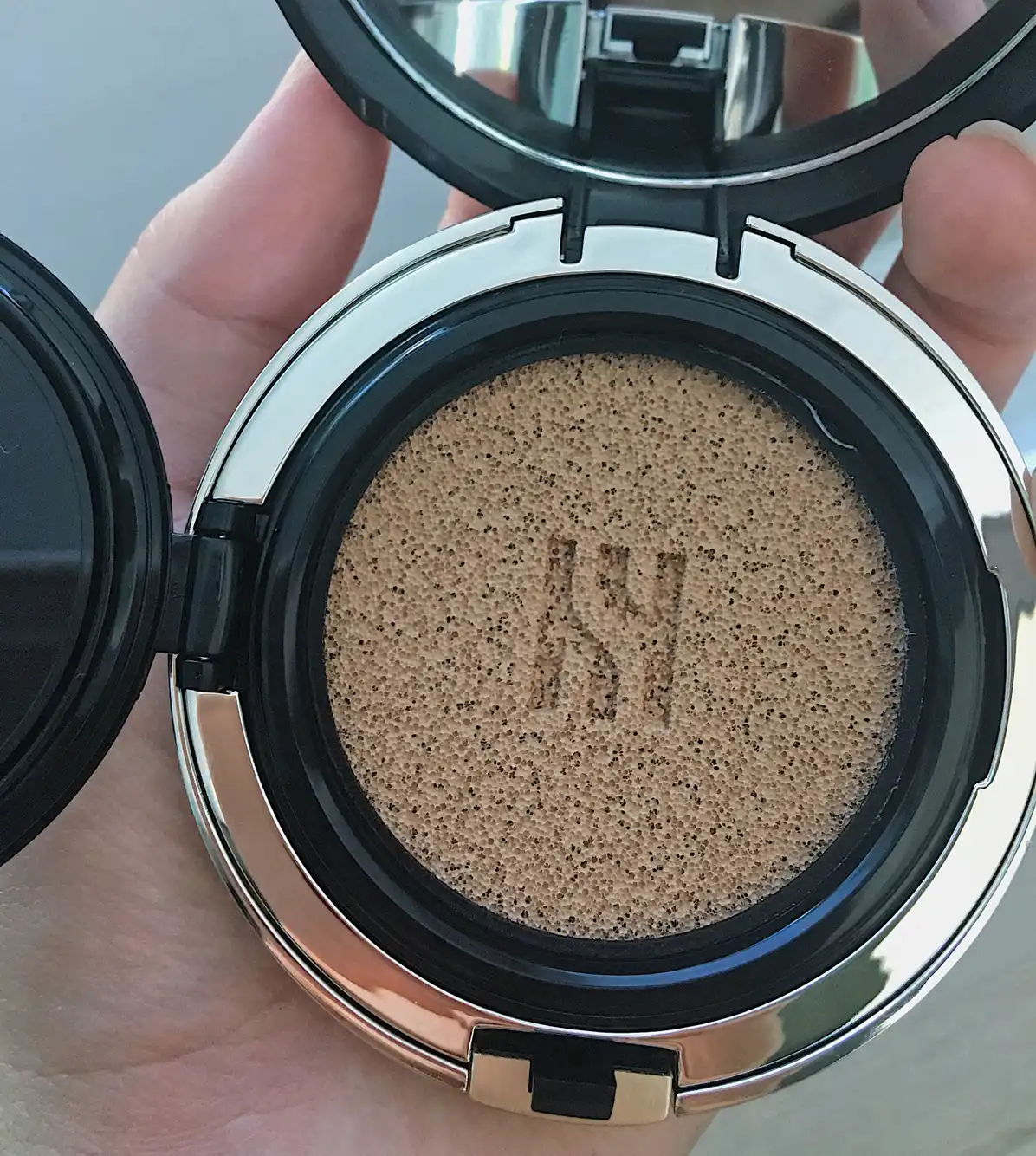 언니의파우치 리뷰 이미지 6 - [블랙쿠션 [21N1 바닐라] ]