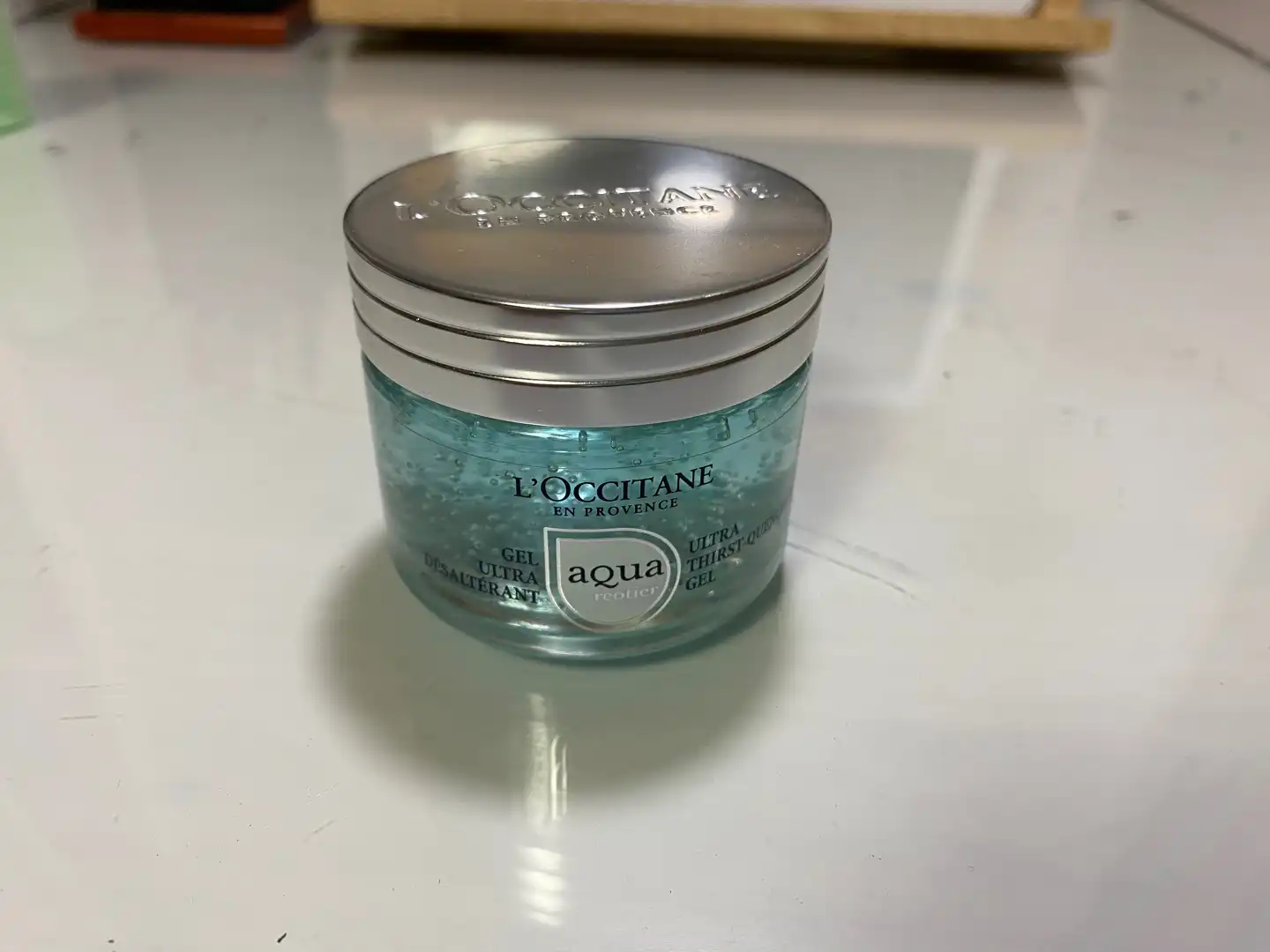 아쿠아 레오티에 울트라 서스트 퀀치 젤