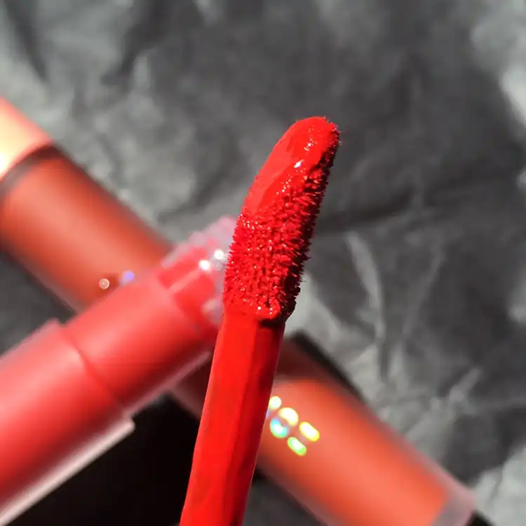 언니의파우치 리뷰 이미지 3 - [철벽 매트 틴트 [MT01 비치볼 레드]]