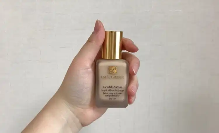 더블 웨어 스테이-인-플레이스 메이크업 [본]