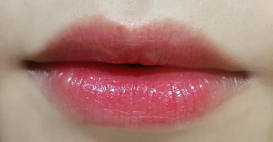 샤인 카레스 글로스 틴트 801 PRINCESS