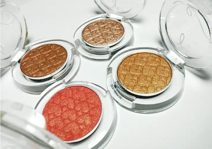 룩 앳 마이 아이즈 [BR402 시럽빼고 테이크아웃]