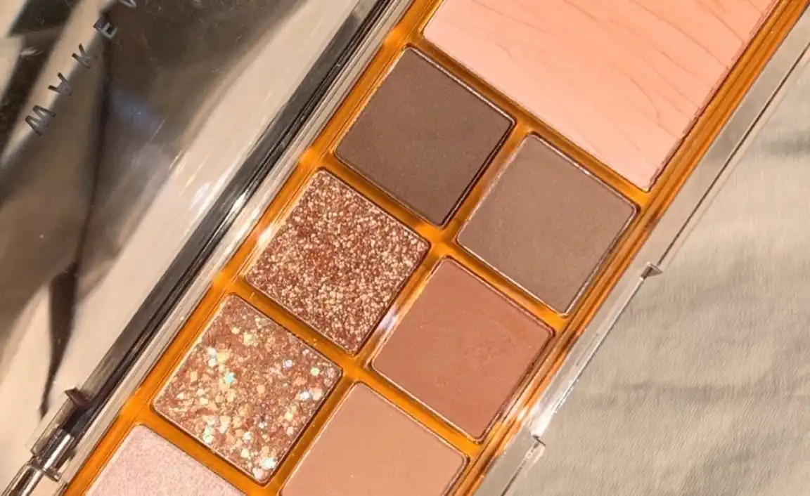 믹스 블러링 아이팔레트 [02 버터카라멜]