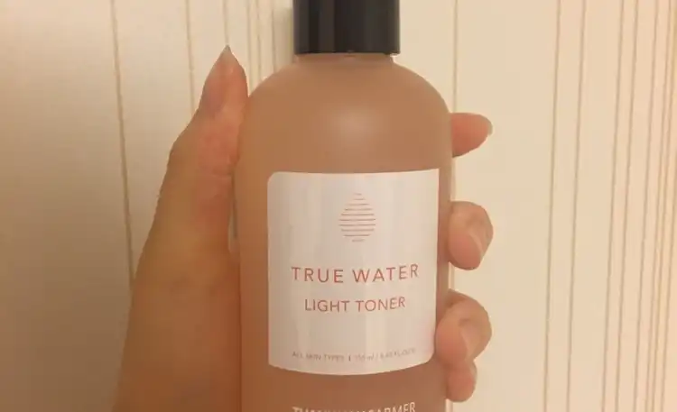 트루 워터 라이트 토너
