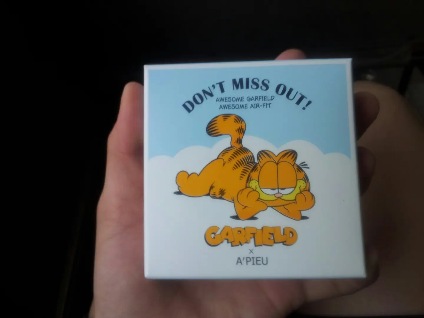 선택된 언니의파우치 리뷰 이미지 - [에어 핏 어퓨 쿠션(가필드 에디션) [23호]]