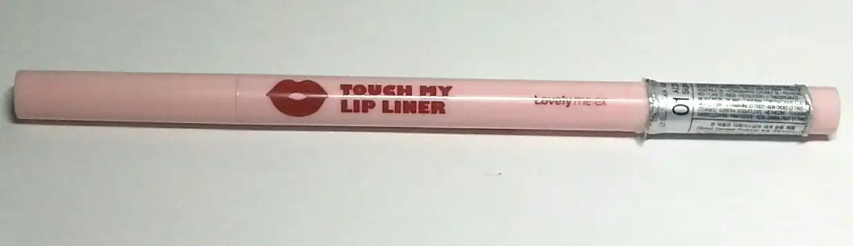 러블리믹스 터치마이 립라이너 01 시그니쳐 레드