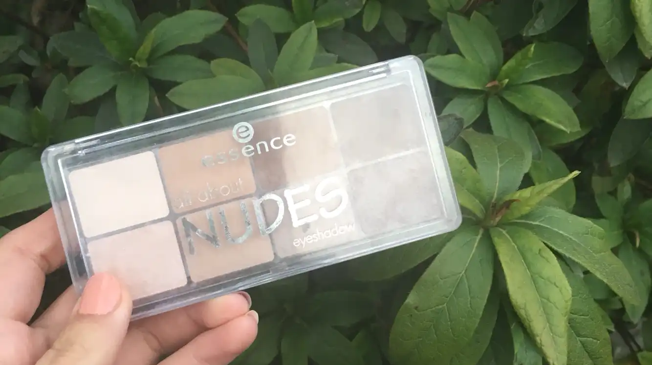 올 어바웃 아이섀도