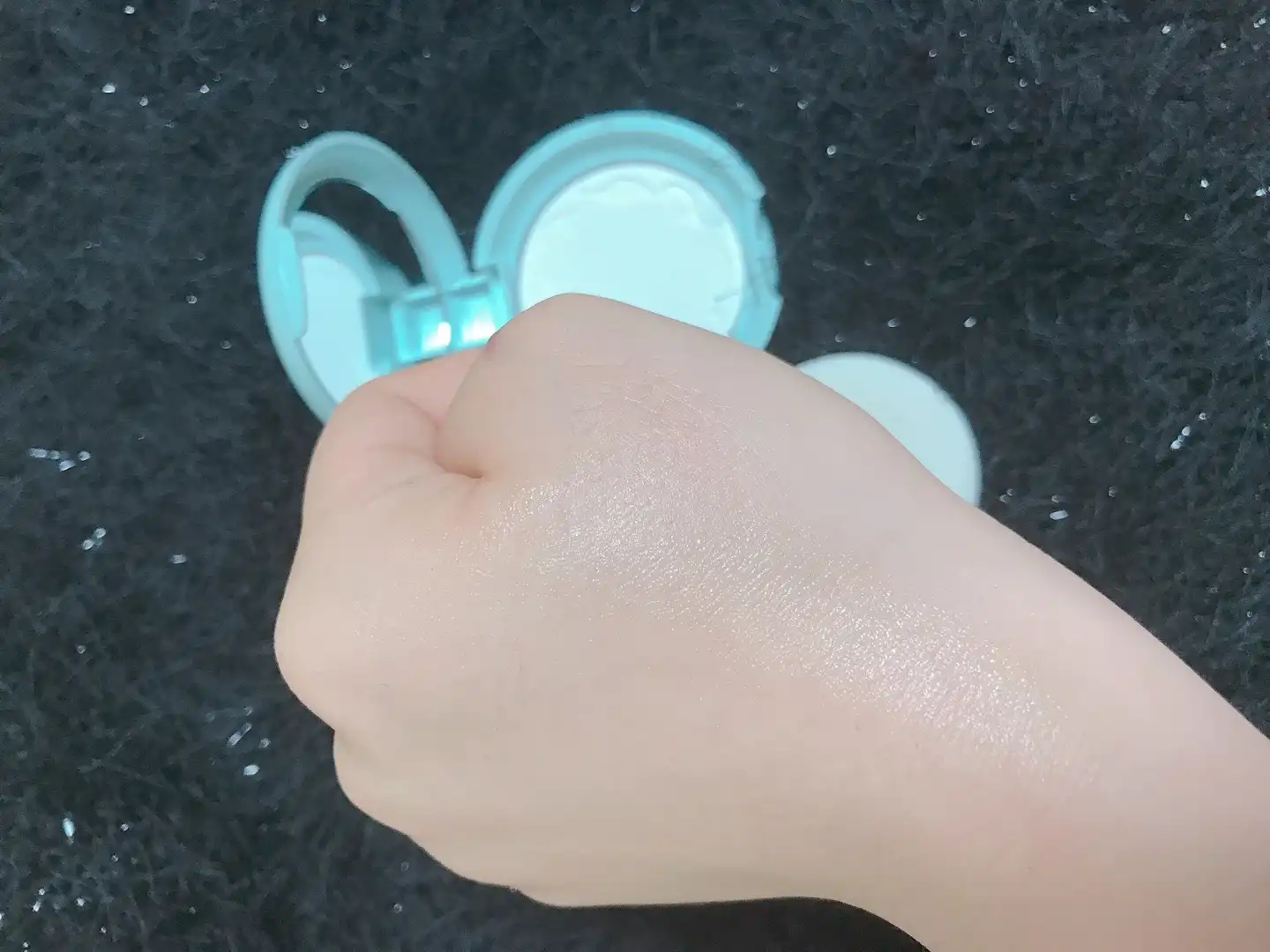 언니의파우치 리뷰 이미지 8 - [노세범 미네랄 팩트]