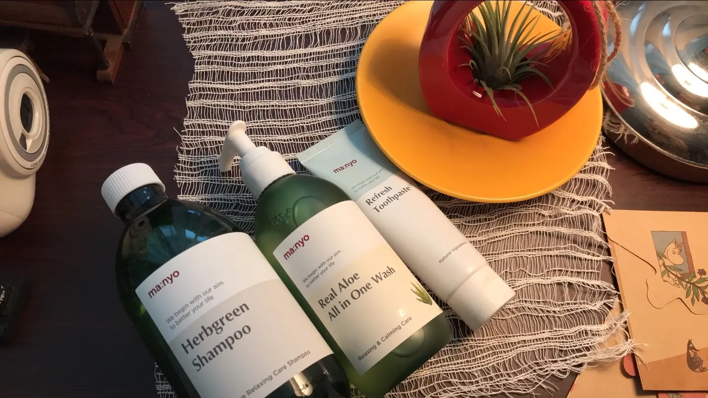 선택된 언니의파우치 리뷰 이미지 - [허브그린 샴푸]