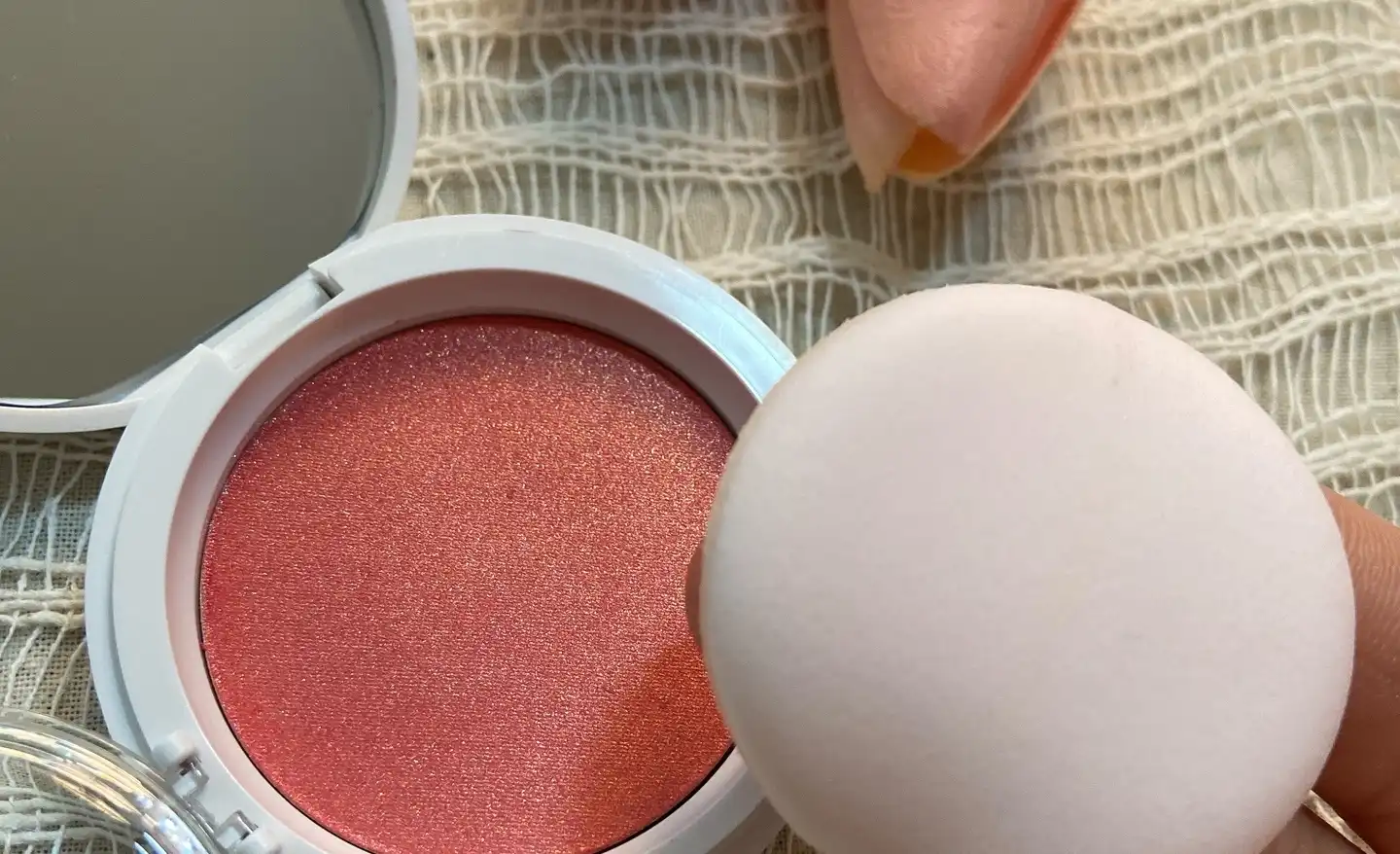 언니의파우치 리뷰 이미지 - [펄리플래쉬 컬렉션 펄리도우 블러셔 [02 로즈쉘]]