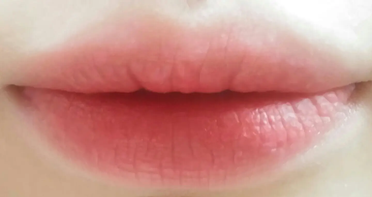 선택된 언니의파우치 리뷰 이미지 - [언파 부비부비 버블 립 스크럽 (10ml)]