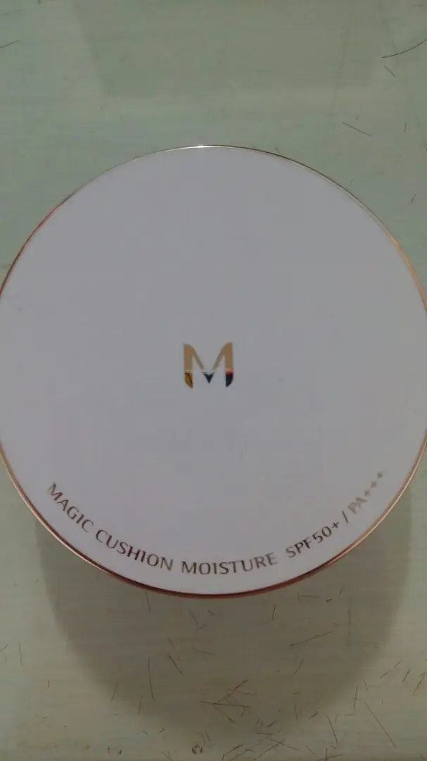 선택된 언니의파우치 리뷰 이미지 - [[M] 매직 쿠션 모이스처 SPF50+ PA+++ [21호]]