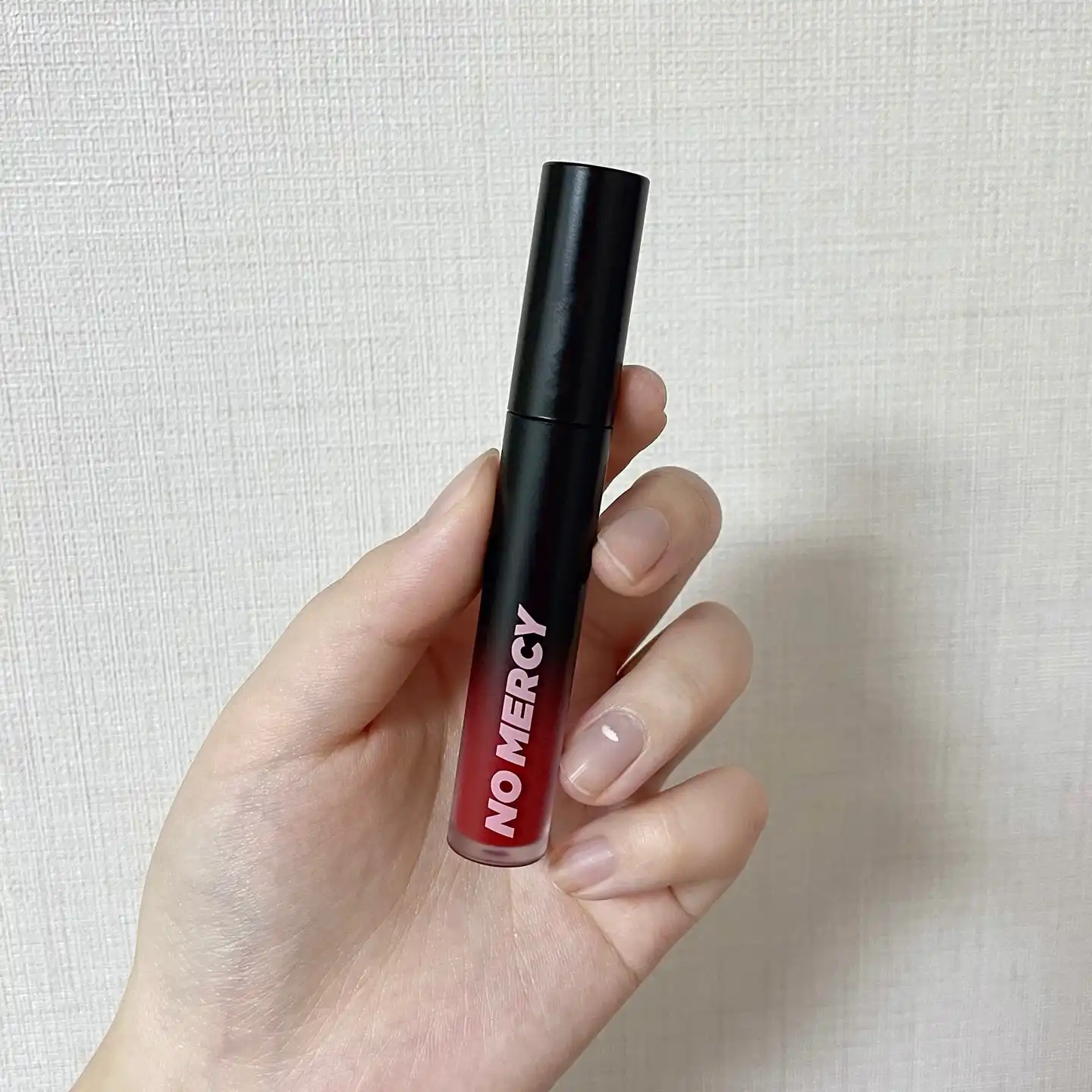 언니의파우치 리뷰 이미지 8 - [노 머시 컬러 바이브 벨벳 틴트 [154 원오브어카인드]]