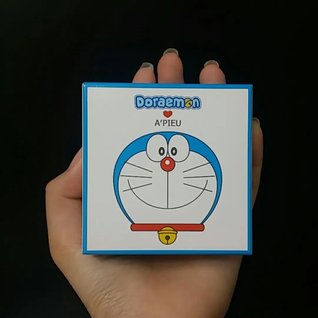 선택된 언니의파우치 리뷰 이미지 - [에어 핏  뽀얀 쿠션 (도라에몽 에디션)]
