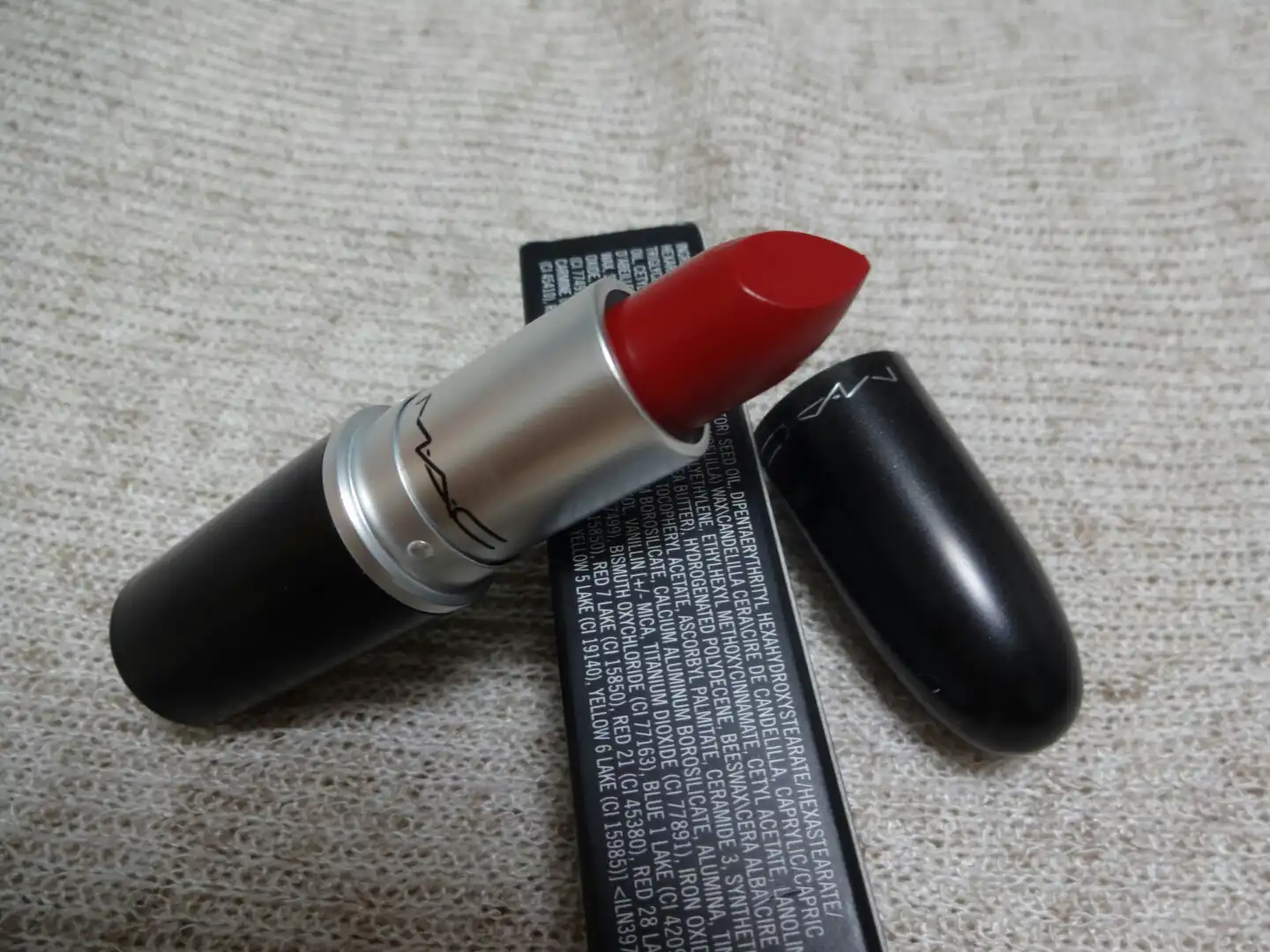 러스터글래스 립스틱 [레이디 버그]