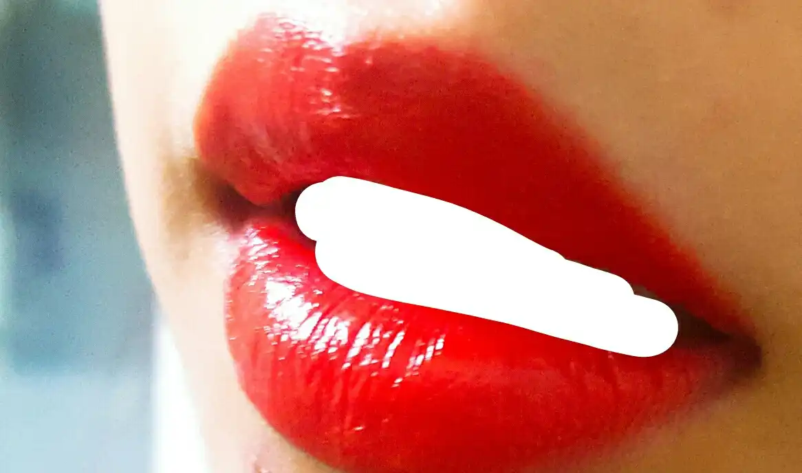 언니의파우치 리뷰 이미지 6 - [루쥬 쀠르 꾸뛰르 [50 루쥬 네온]]