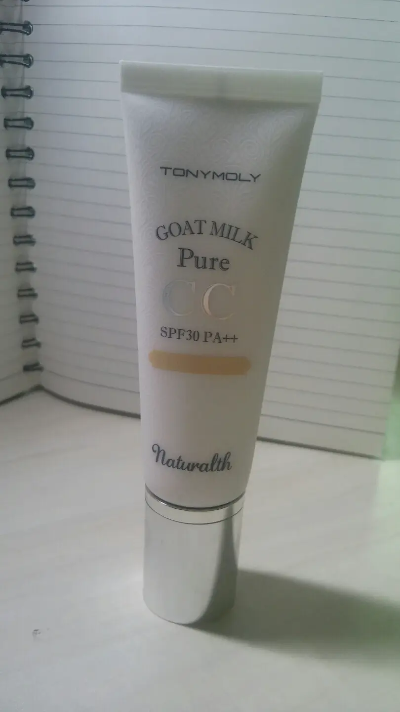 선택된 언니의파우치 리뷰 이미지 - [내추럴스 산양유 맑은 씨씨크림 SPF30 PA++ (베이지밀크)]