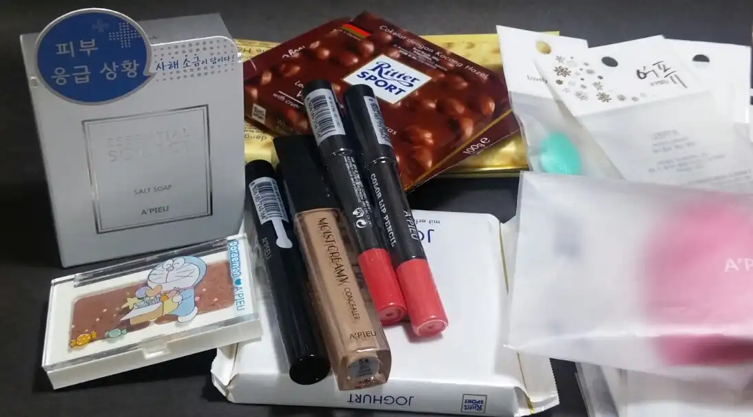 모이스트 크리미 컨실러 (5호 샌드)