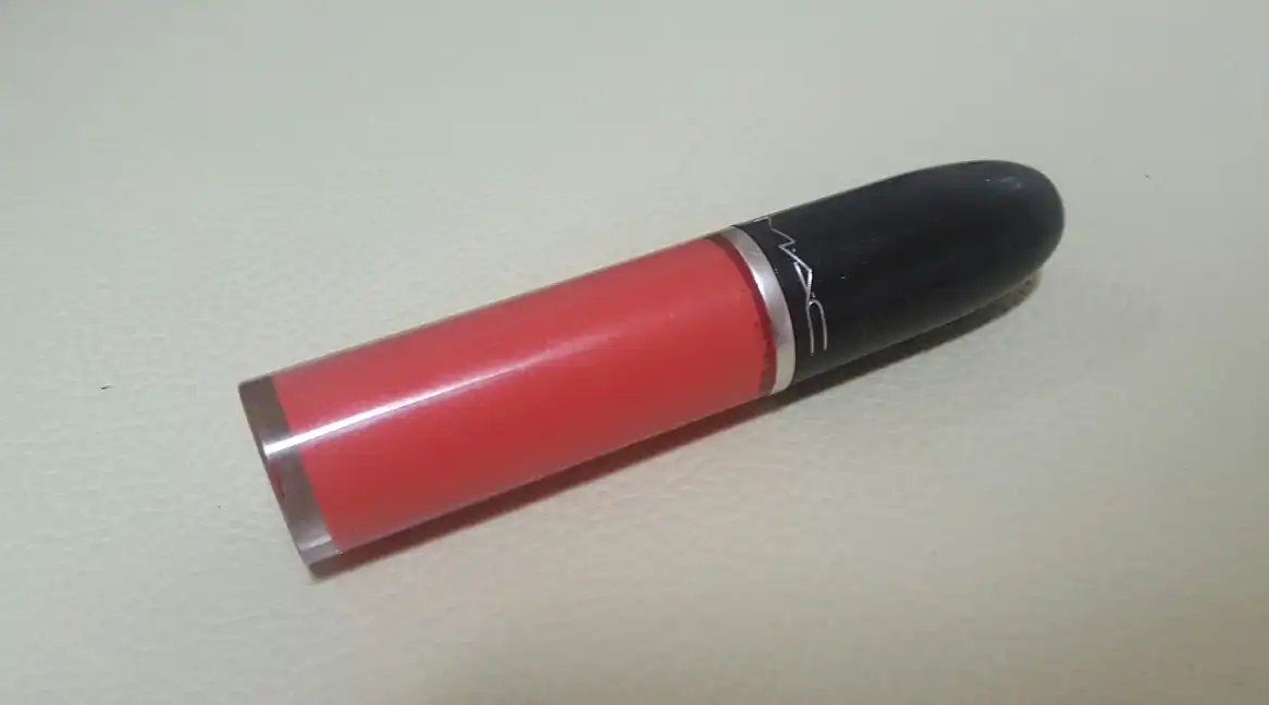 레트로 매트 리퀴드 립컬러 [리치 앤 레스트레스]