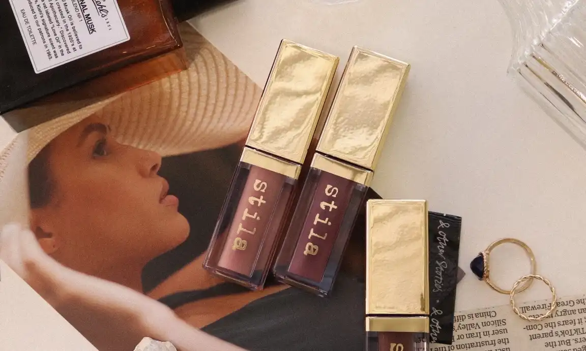 스웨이드 쉐이드 리퀴드 아이 섀도우 [미드나잇 에스프레소]