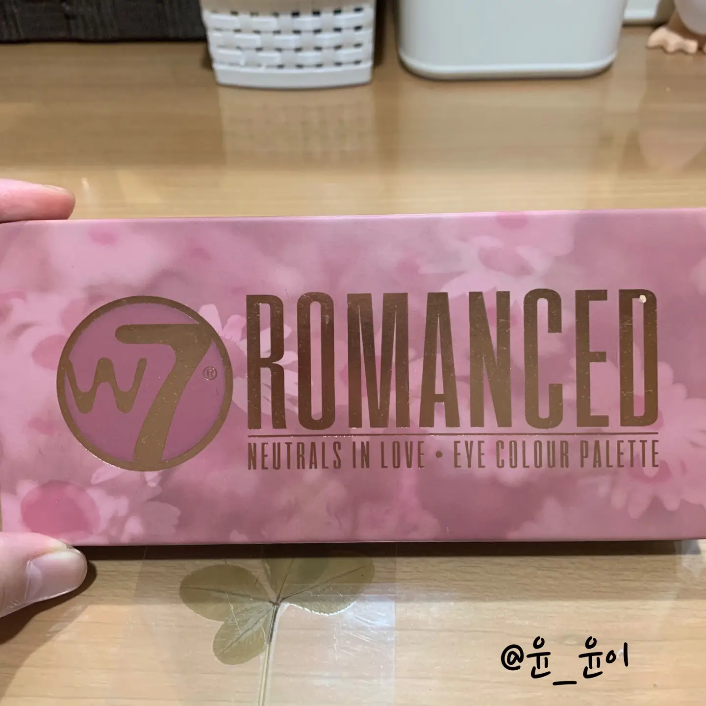 선택된 언니의파우치 리뷰 이미지 - [로맨스드 아이섀도우 팔레트]