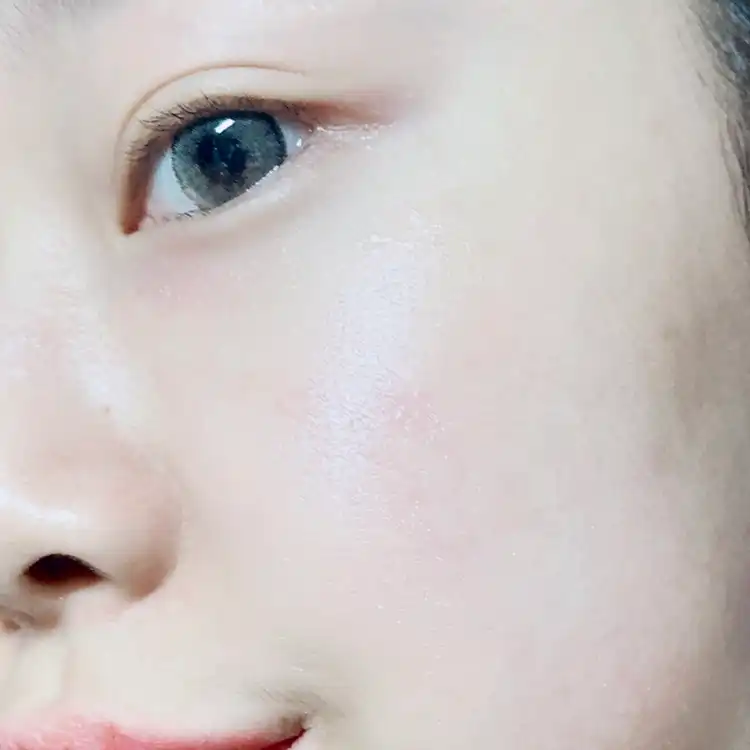 언니의파우치 리뷰 이미지 7 - [히알루론산 워터 에센스]