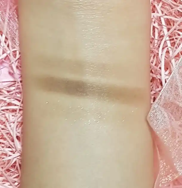 언니의파우치 리뷰 이미지 5 - [베러 댄 아이즈 [M02 말린 메밀꽃]]